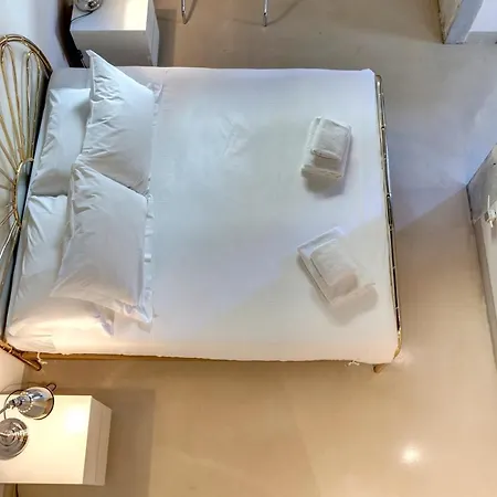 Apartment Gold *