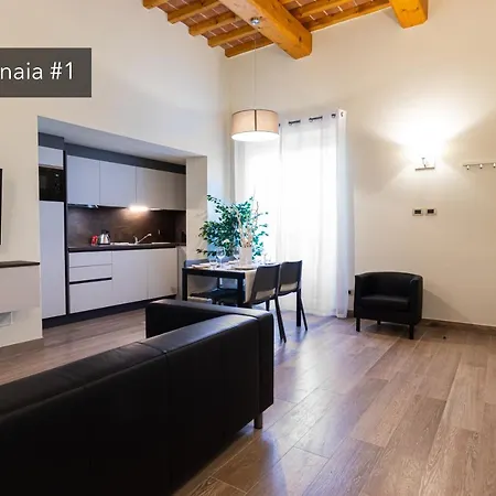 Carobbi Apartment Florence