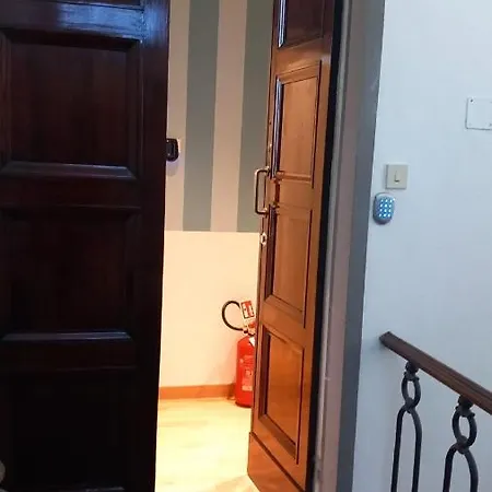 Sweetly In Apartment Florence