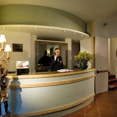 Atlantic Palace Florencia