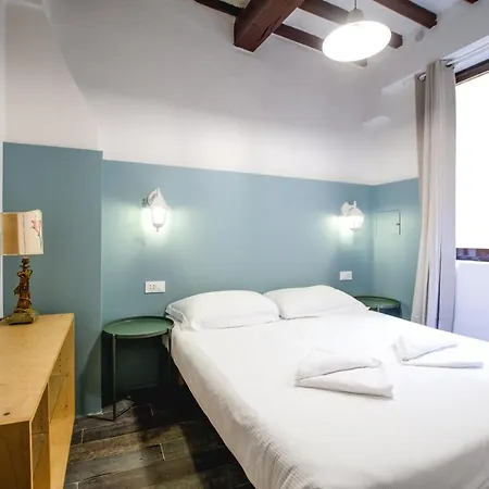 Space, Comfort And Beauty Near Ponte Vecchio Apartment