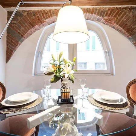 Palazzovilla Historic Building Luxury Apartment Florence