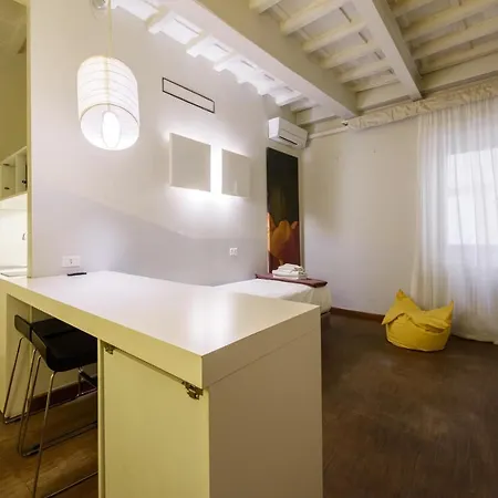 Palazzotto Pitti By Mmega