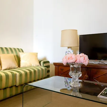 Luxury - City Center Apartment Florence