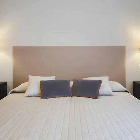 Florence- Novella Bloom Apartment