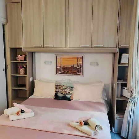 Apartment The Nest Near Santa Croce