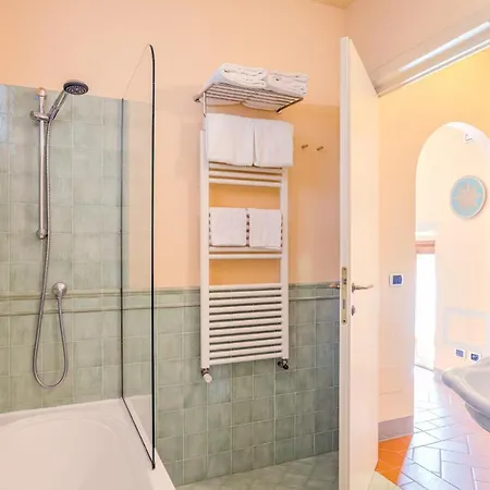 Firenze Suite בית הארחה 4*