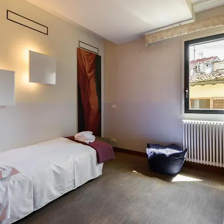 Palazzotto Pitti By Mmega Florence