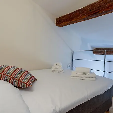 Apartment Ramaglianti Tre Florence