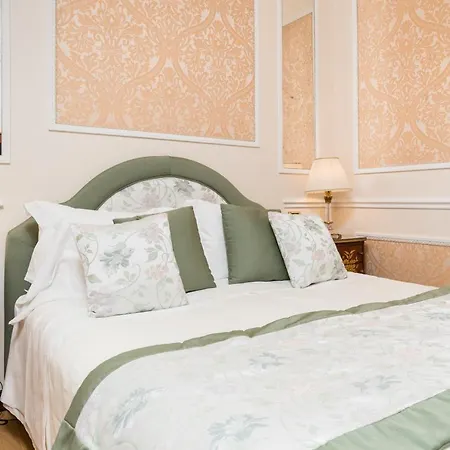 Otel Bernini Palace 5*