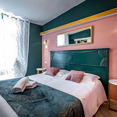 ḥọṭẹḷ ṿẹṇẹṭọ !! Centro Storico Di ƒirenze !!! Con Access Ztl Hotel 3*