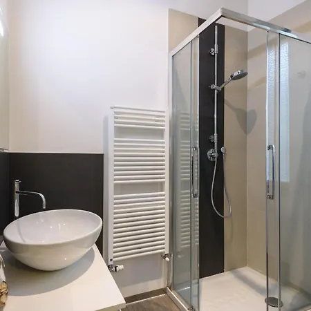 Apartment Guelfa 14 *