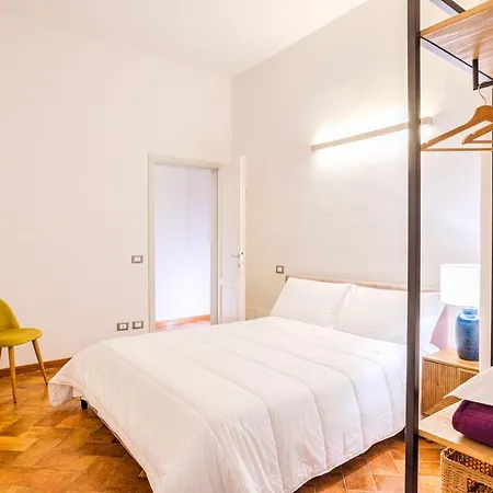 Apartment Condotta 16