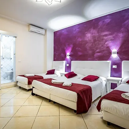 ḥọṭẹḷ ṿẹṇẹṭọ !! Centro Storico Di ƒirenze !!! Con Access Ztl Hotel