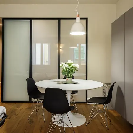 Dimora Santa Croce By Mmega Apartment