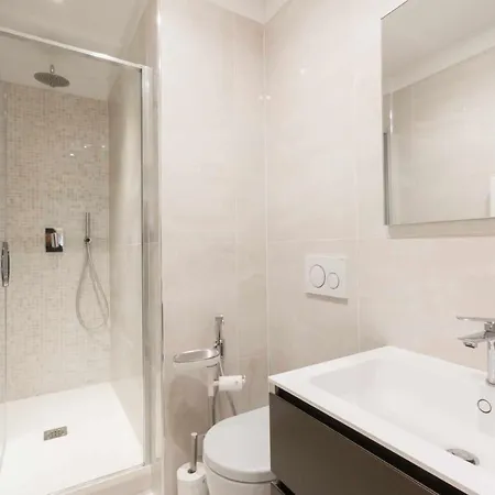 Bargello Cozy With Two Bedrooms Apartment *