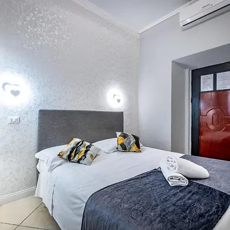 ḥọṭẹḷ ṿẹṇẹṭọ !! Centro Storico Di ƒirenze !!! Con Access Ztl Hotel 3*