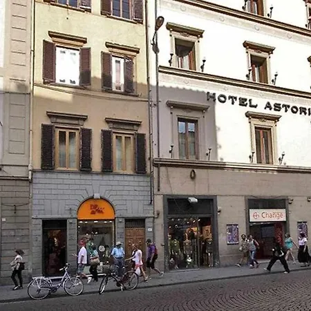 Via Panzani Near The Train Station Apartamento Florencia