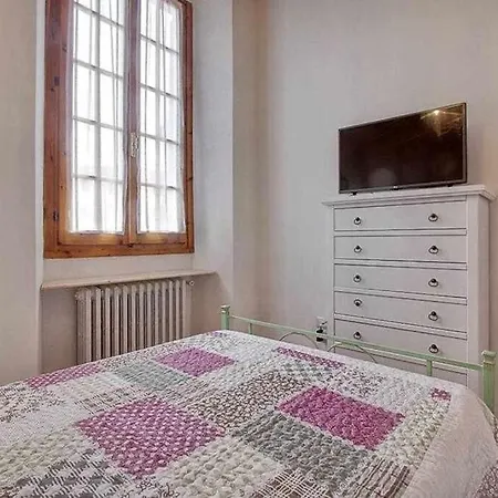 Santa Croce Elegant With Garage Apartment