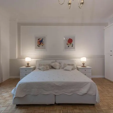 Bargello Cozy With Two Bedrooms