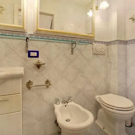 Apartment Santa Croce Elegant With Garage