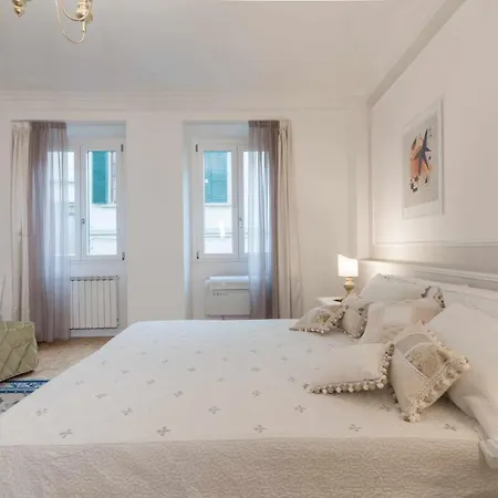 Bargello Cozy With Two Bedrooms