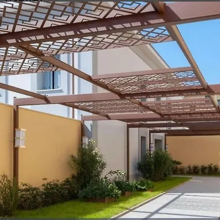Downtown Florence, Moderno Con Giardino Apartment