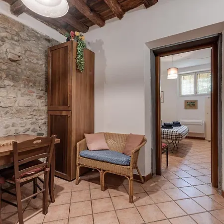 In San Frediano Apartment *