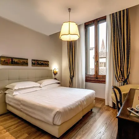 Hotell Croce Di Malta