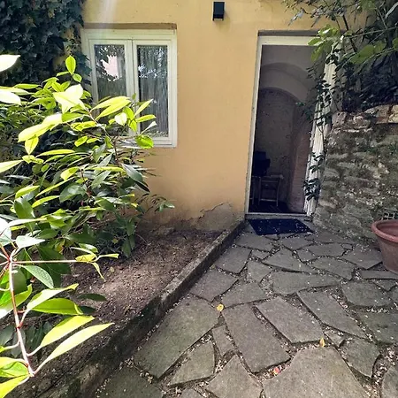 Guest house Dependance In Giardino Storico