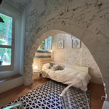 Guest house Dependance In Giardino Storico Florence