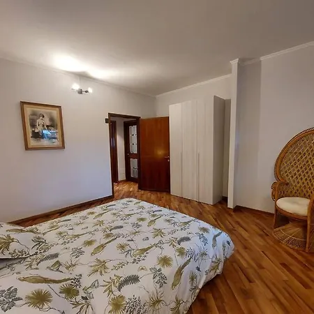 Lungarno 32 With Private Parking Florenz