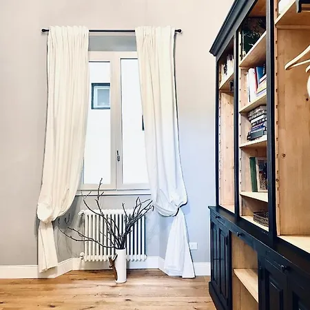 New Stylish 3-room On Lungarno *