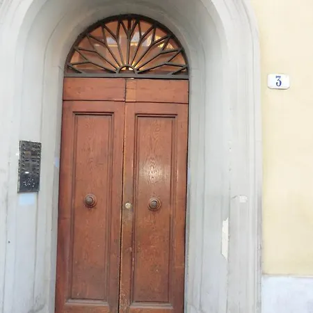 Pitti House Apartment *