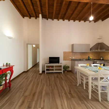 Residenza Santa Croce *