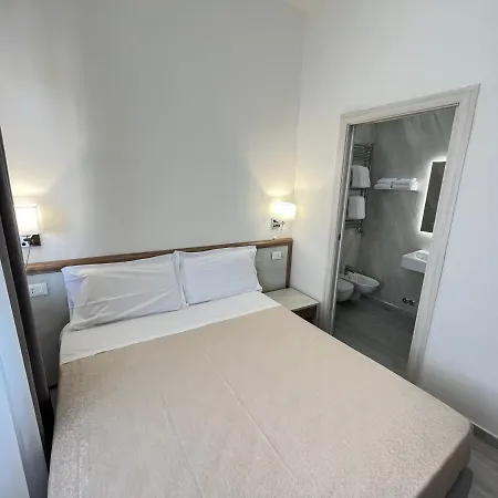 Ester Hotel