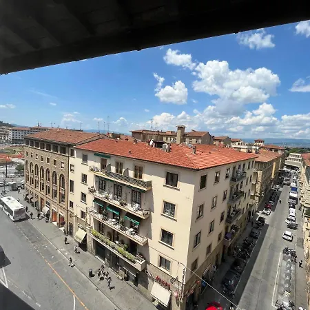 Ester Hotel
