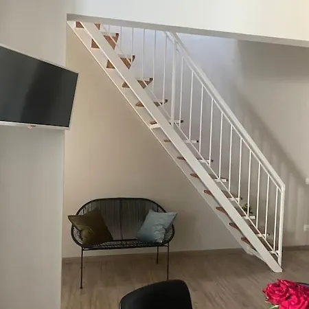 Apartment Micheli Florence