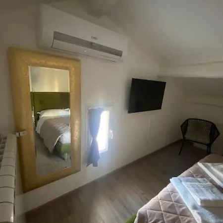 Apartment Micheli Florence