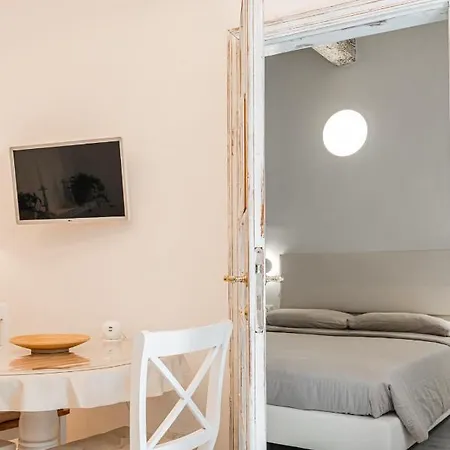 Happy Ghibellina Apartment