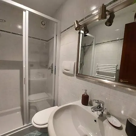 Apartment Lungarno 32 With Private Parking Florenz