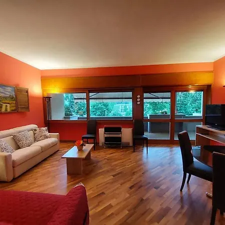 Lungarno 32 With Private Parking Florenz