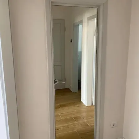 Lia's Home_ New Flat 2 Bedrooms W/balcony