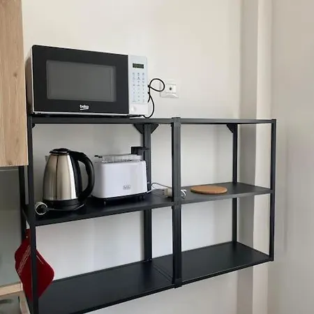 Apartment Lia's Home_ New Flat 2 Bedrooms W/balcony Florence