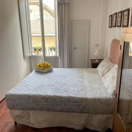 Apartment Residenza Dei Medici Palace Pina
