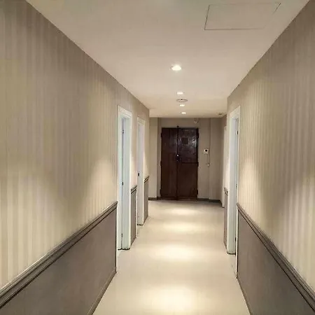 Elegante In Via Cavour Apartment *