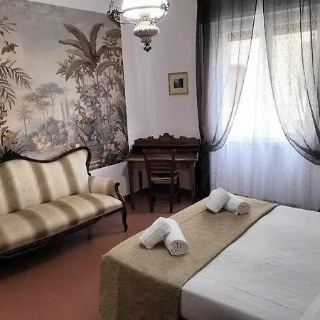 Elegante In Via Cavour Apartment *