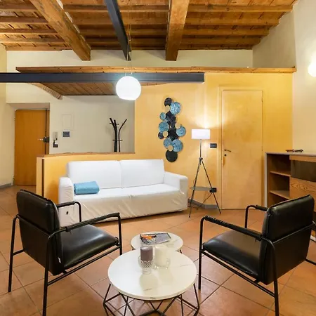 Verdi 11 Apartment *