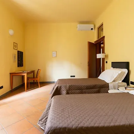 Verdi 11 * Florence