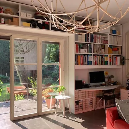 Casa Nel Verde Con Giardino E Posto Auto Holiday home